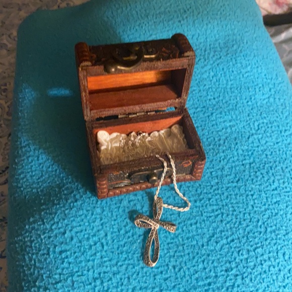 Sterling Silver Necklace - Picture 5 of 5